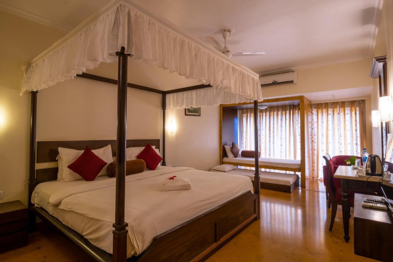 Aveda Blue Country Resort Panchgani Exterior photo