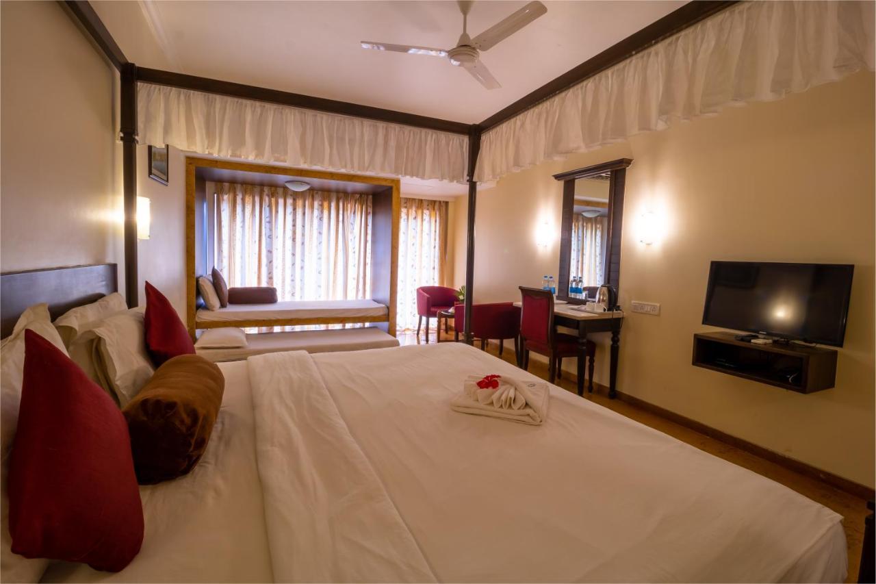 Aveda Blue Country Resort Panchgani Exterior photo